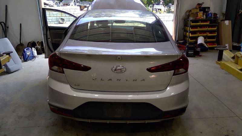 2019 Hyundai Elantra Front Door Regulator
