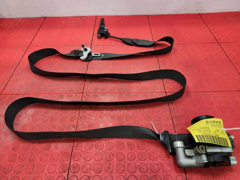 2014 Ford Fusion Front Seat Belt