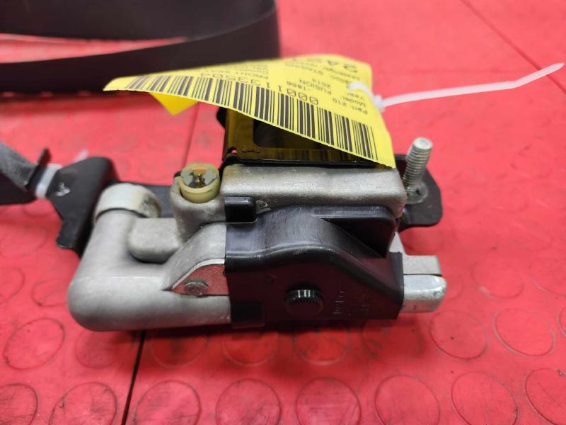 2014 Ford Fusion Front Seat Belt