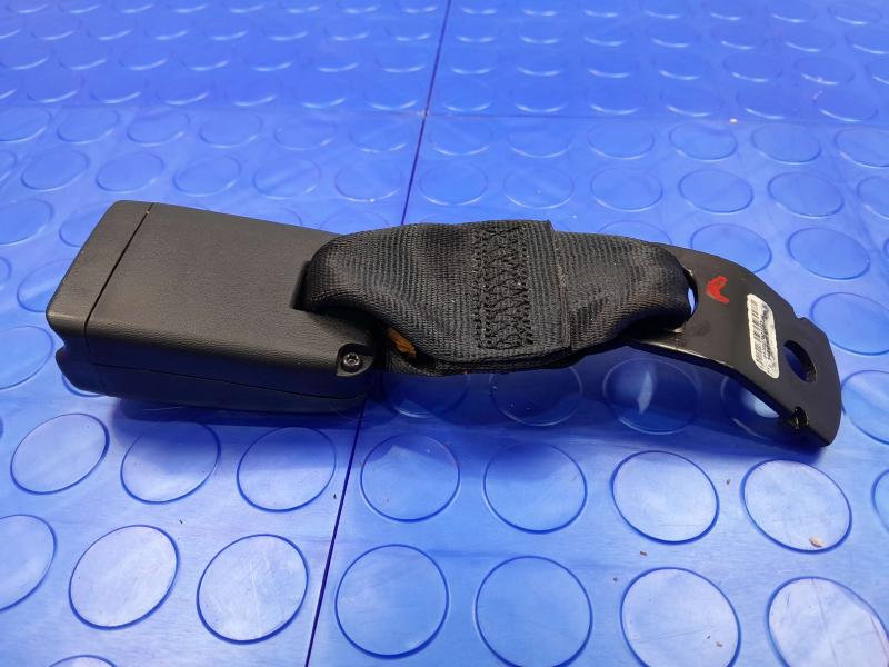 2021 Nissan Versa Rear Seat Belt