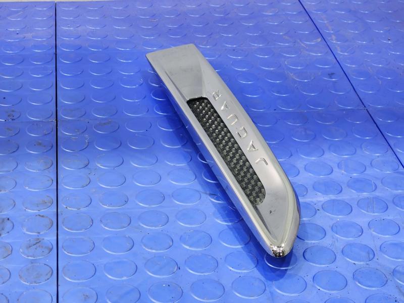 2018 Jaguar XE Fender Moulding