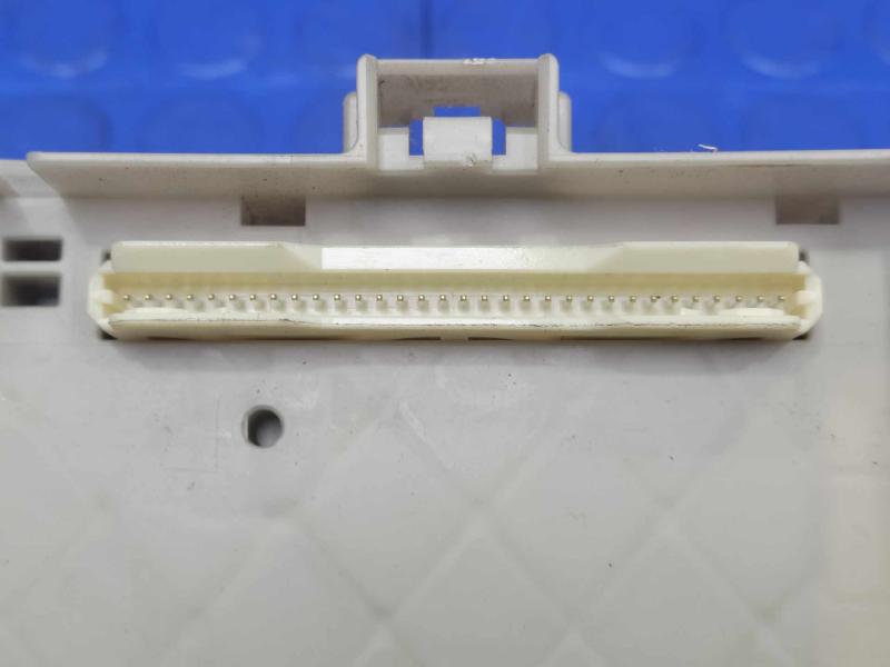 2010-2011 Toyota Prius Driver Instrument Panel Junction Block OEM 82730-47450
