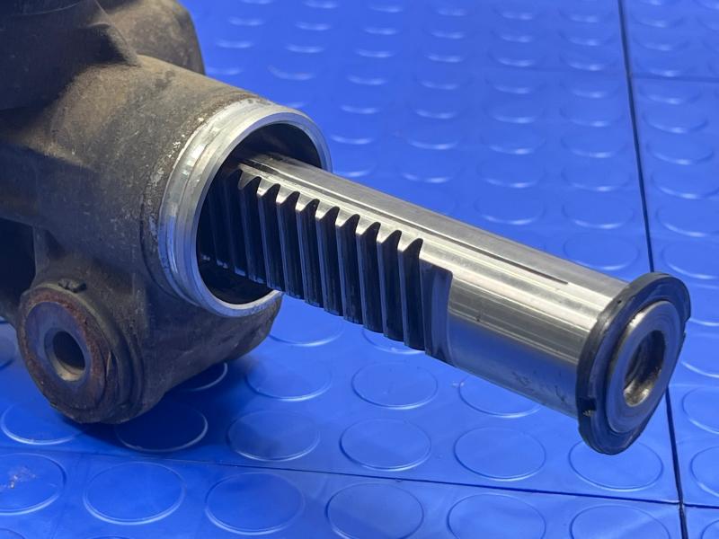 2012 Toyota Sienna Steering Gear (Incl. Rack)
