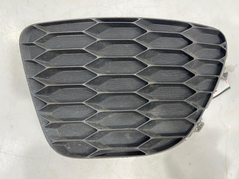 2014 Nissan Sentra Grille