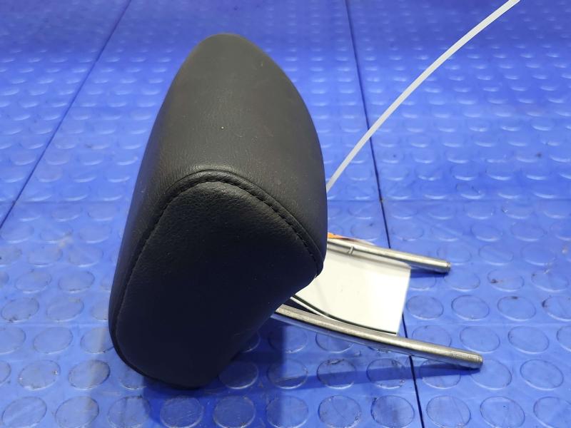 2008 Subaru Legacy Headrest