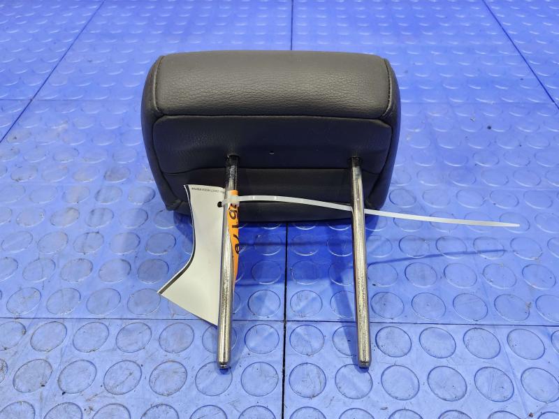 2008 Subaru Legacy Headrest