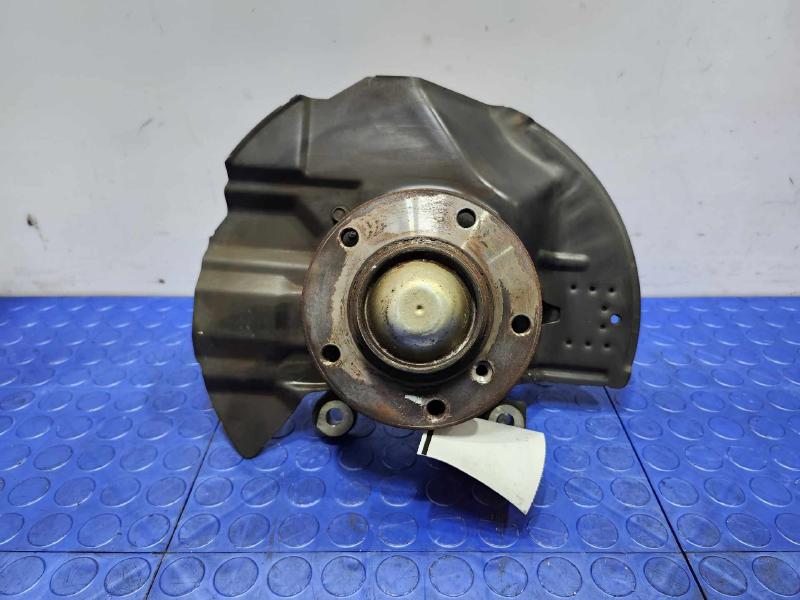 2003 BMW Z4 Spindle Knuckle Front