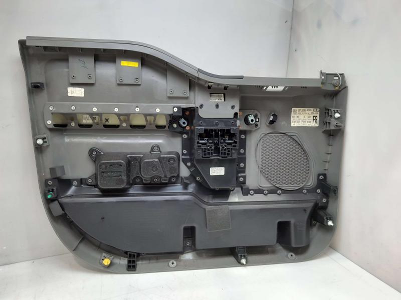 2016 Ford F-150 Front Door Trim Panel