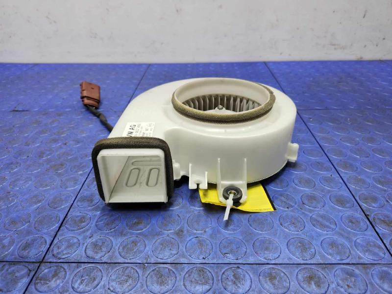 2013-2016 Volkswagen Jetta Hybrid Battery Pack Cooling Motor Assembly OEM 7P0907463