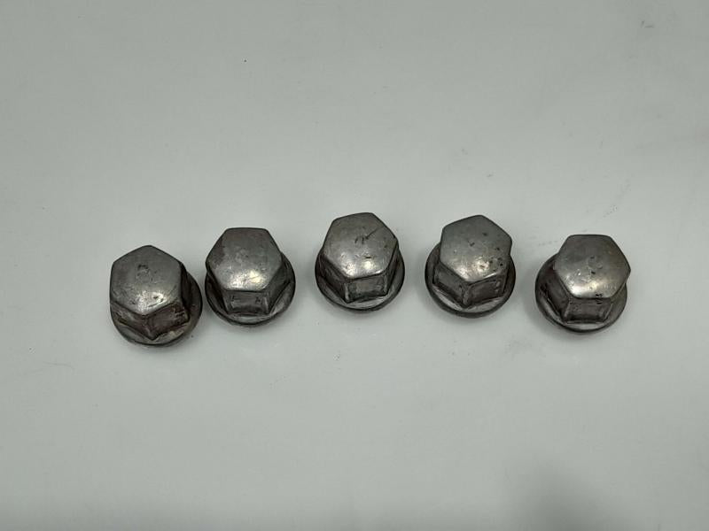 2014 Chevrolet Caprice Lug Nuts