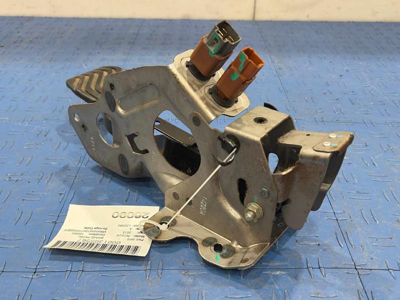 2015 Nissan Rogue Brake Pedal