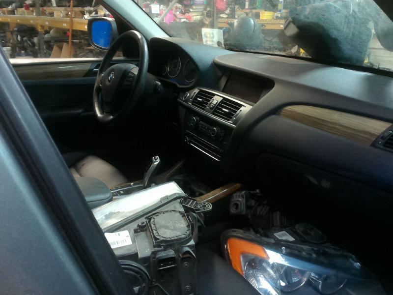 2013 BMW X3 Front Seat