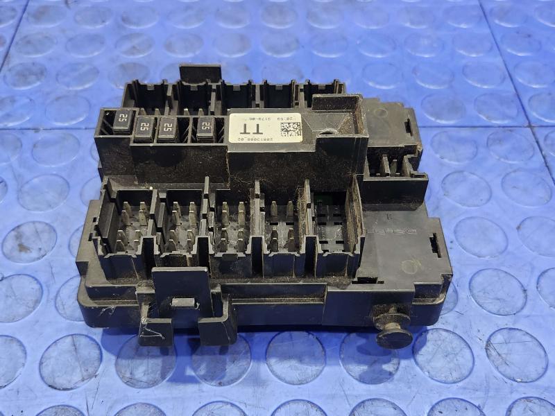 2010 Chevrolet Tahoe Cabin Fuse Box