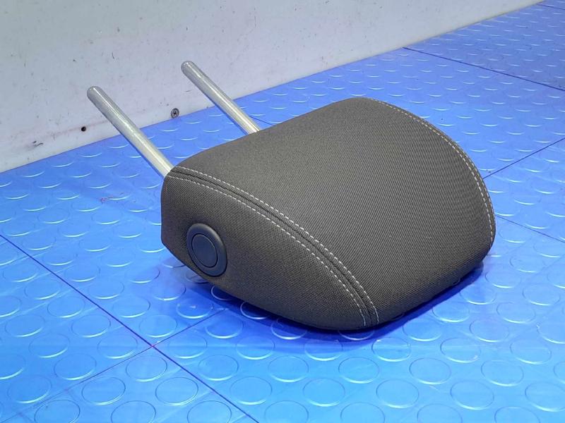 2023 Chevrolet Trailblazer Headrest