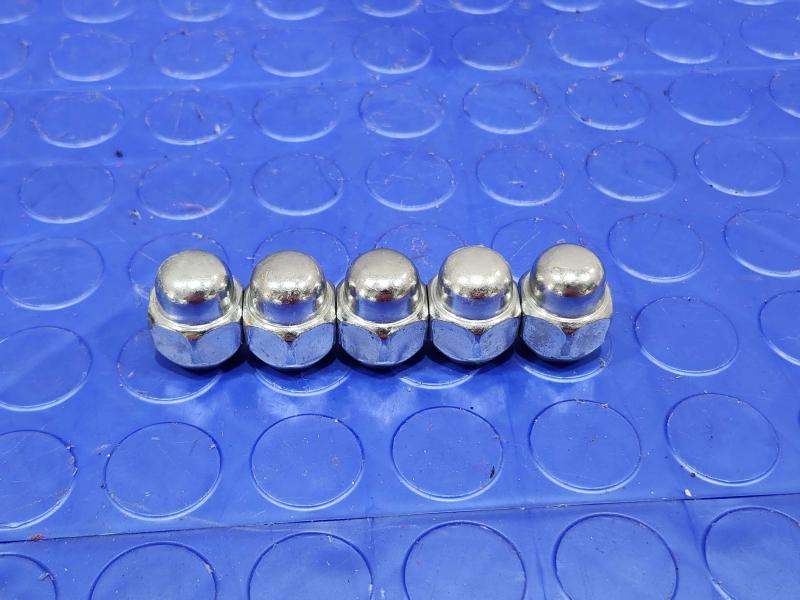 2025 Kia K4 Lug Nuts