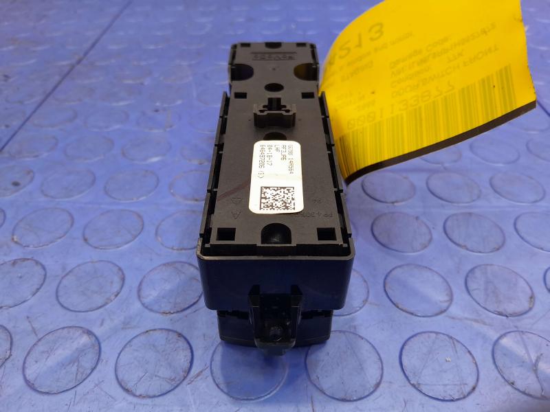 2017 Lincoln Continental Door Switch Front