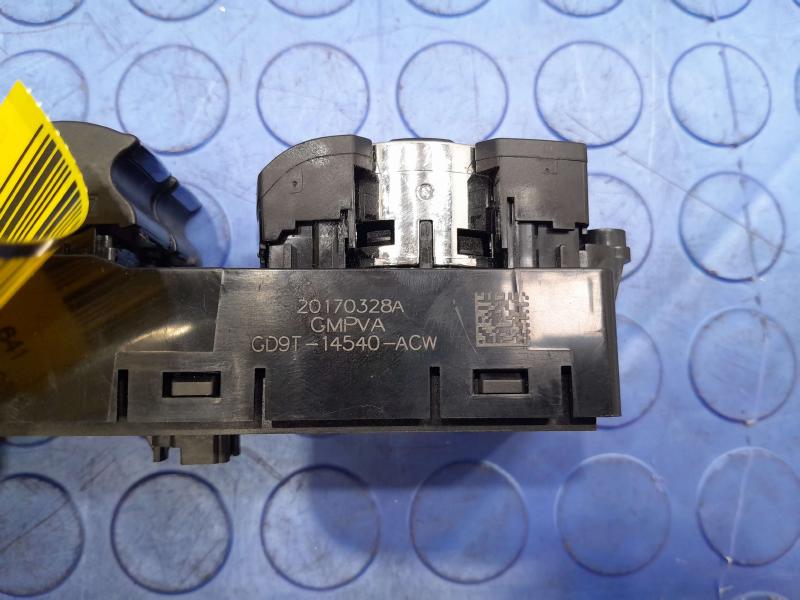 2017 Lincoln Continental Door Switch Front