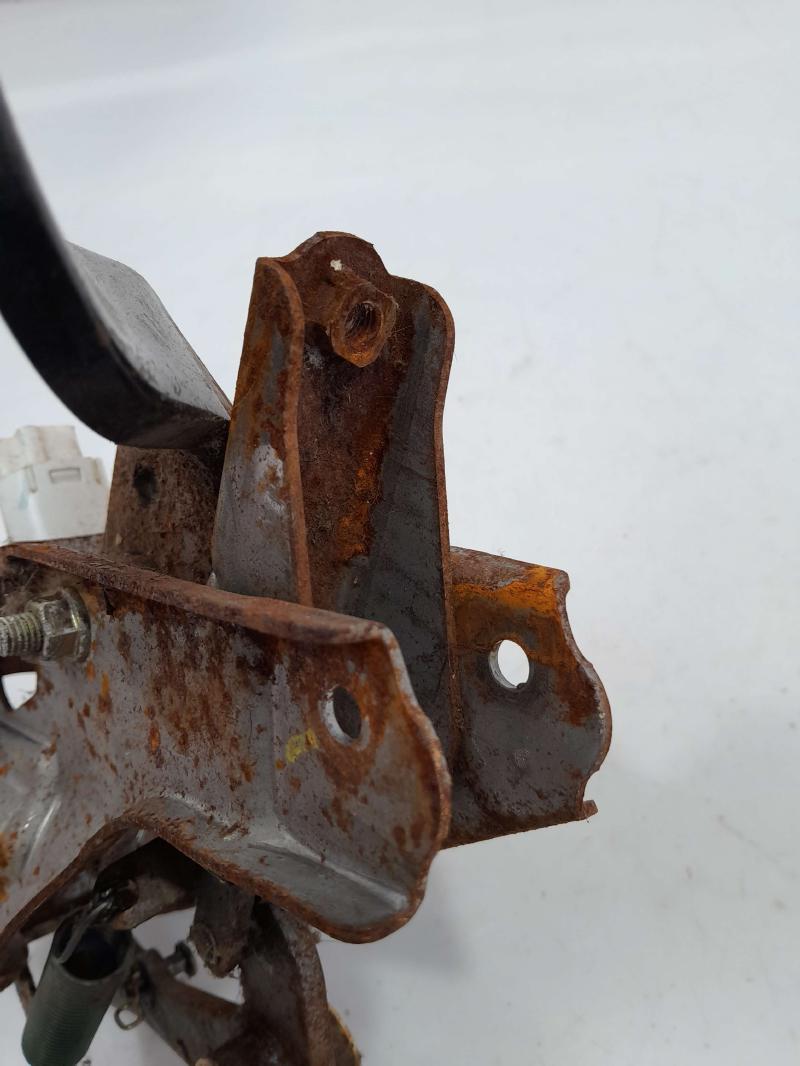 2005 - 2015 Toyota Tacoma Emergency Brake Pedal Assembly OEM 4620004010