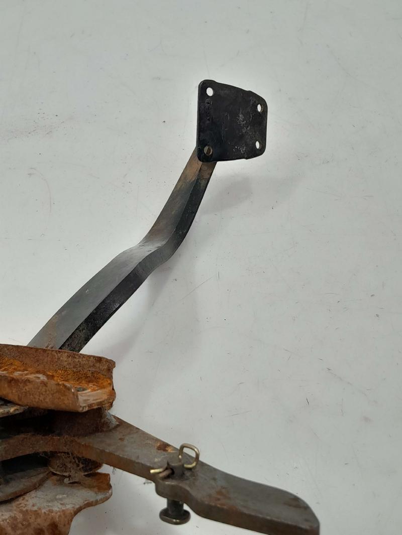 2005 - 2015 Toyota Tacoma Emergency Brake Pedal Assembly OEM 4620004010