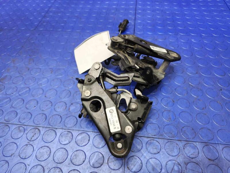 2011 BMW 535i Hood Latch