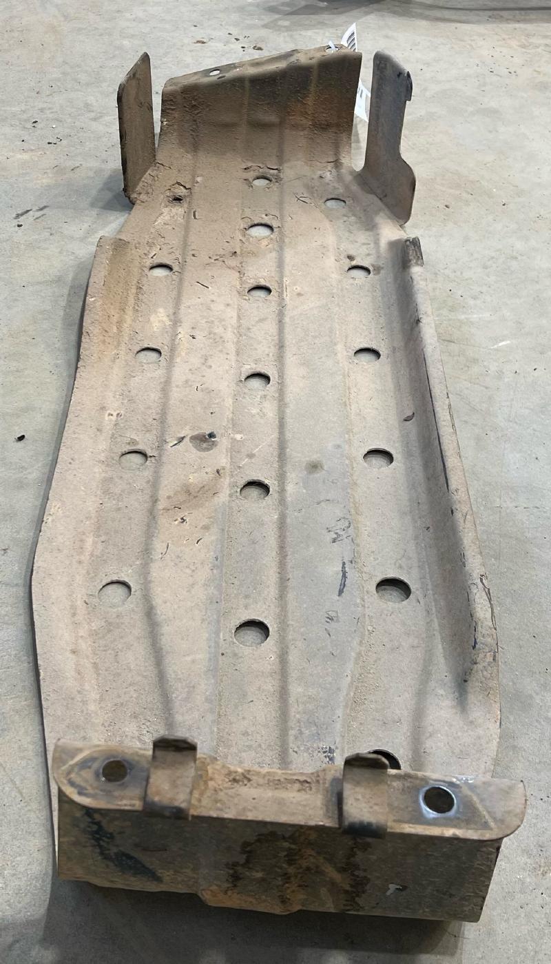 2000 - 2004 Nissan Xterra 3.3L Fuel Tank Skid Plate OEM 17285-4S400