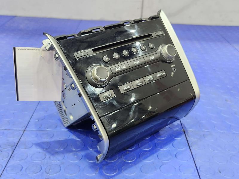 2013 Nissan Pathfinder Audio & Visual Equip.(Radio)