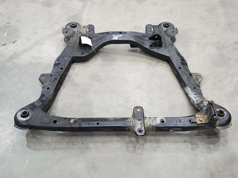 2002 Toyota Camry Crossmember/Cradle/Undercarria