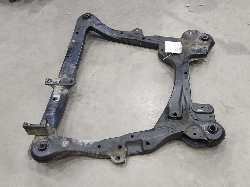 2002 Toyota Camry Crossmember/Cradle/Undercarria