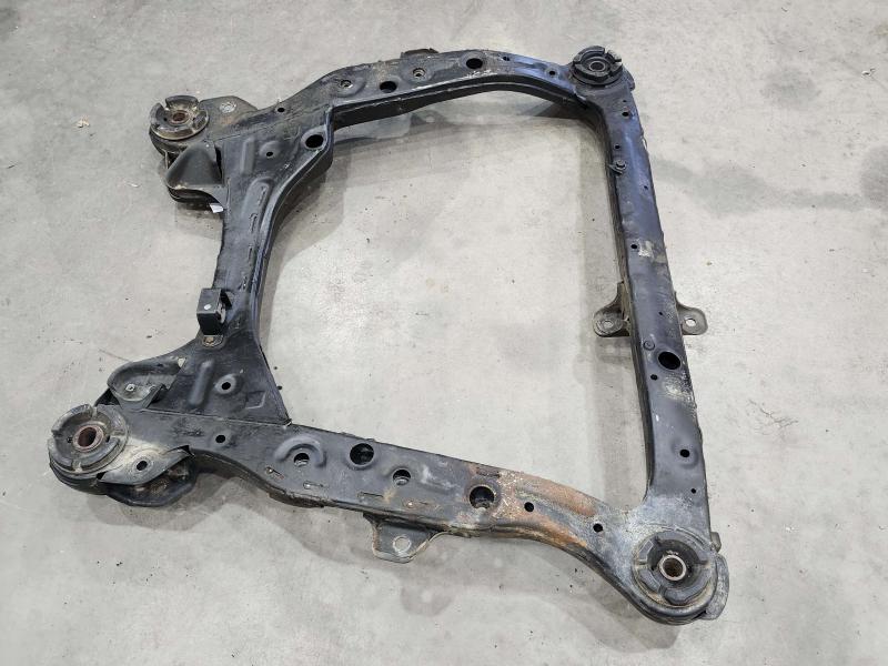 2002 Toyota Camry Crossmember/Cradle/Undercarria