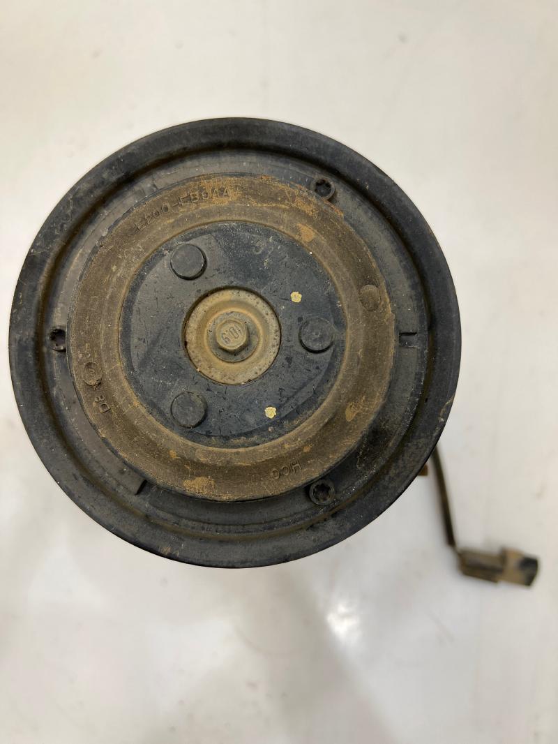 2011 2012 Hyundai Sonata 2.4L AC Compressor Assembly OEM 977013R000