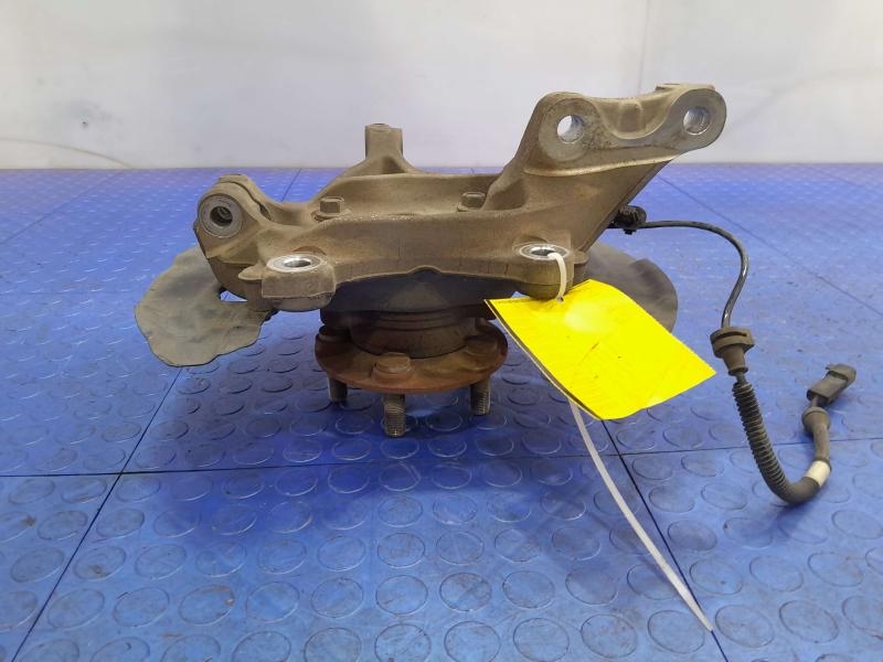 2017 Lincoln Continental Spindle Knuckle Front