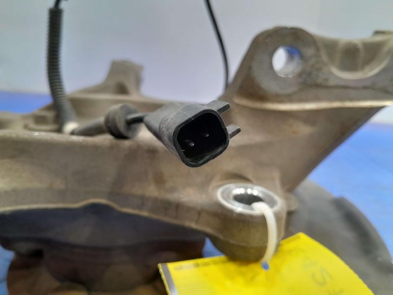 2017 Lincoln Continental Spindle Knuckle Front