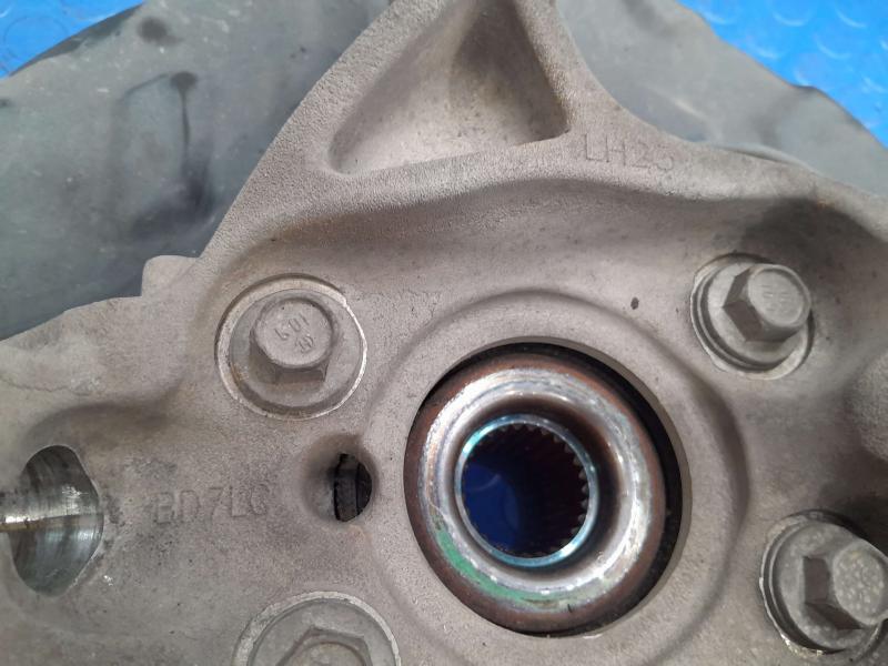 2017 Lincoln Continental Spindle Knuckle Front