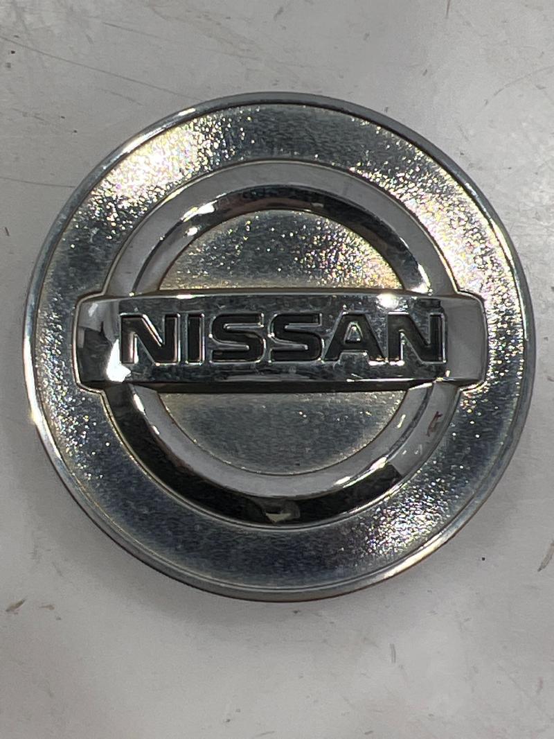 2013 Nissan Altima Center Cap