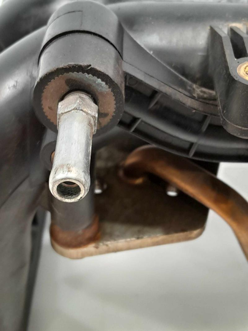 2008 Subaru Tribeca Intake Manifold