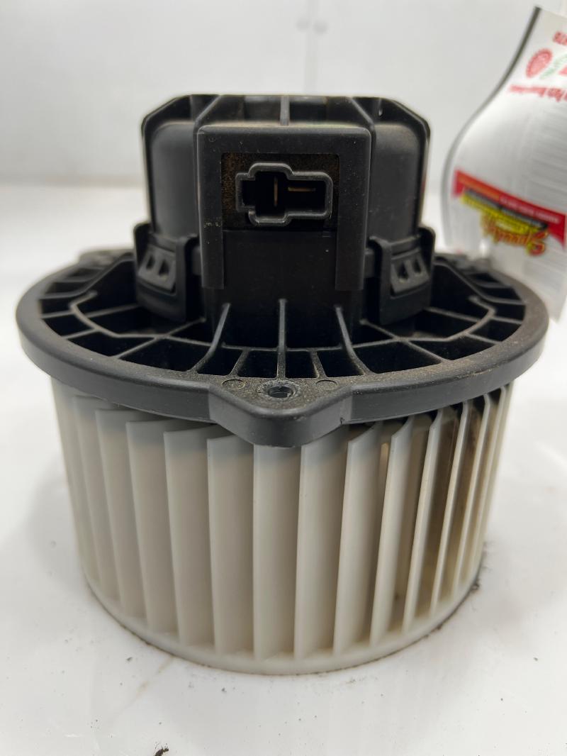 2017 - 2020 Hyundai Elantra Sedan Heater AC Blower Motor Assembly OEM 97113A4000