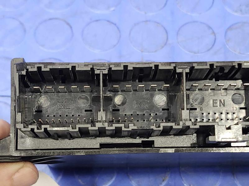 2011-2017 Volvo XC60 Keyless Entry Control Module Genuine OEM 30659353