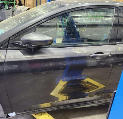2015 Chrysler 200 Front Door