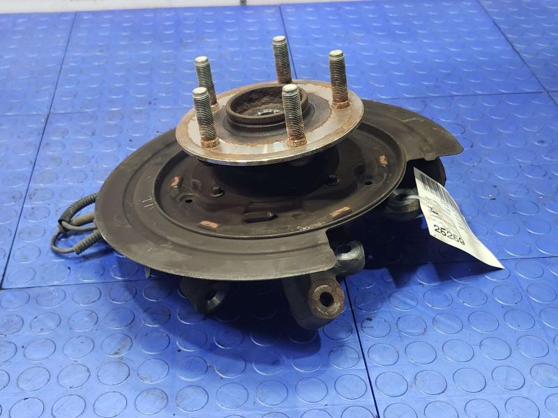 2013 Dodge Durango Rear Knuckle/Stub Axle