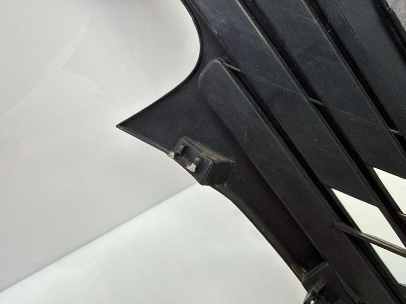 2016 Nissan Murano Grille