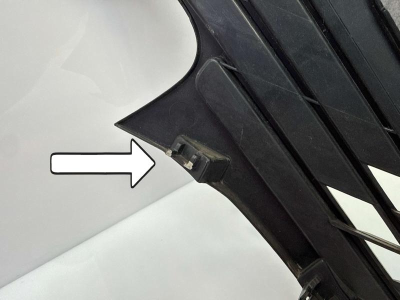 2016 Nissan Murano Grille