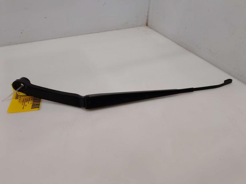 2014 Subaru Forester Wiper Arm