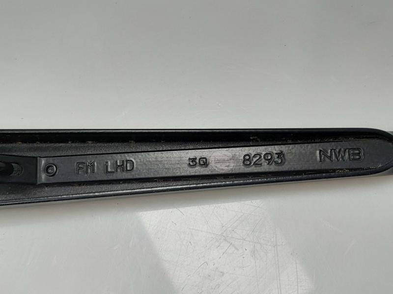 2014 Subaru Forester Wiper Arm