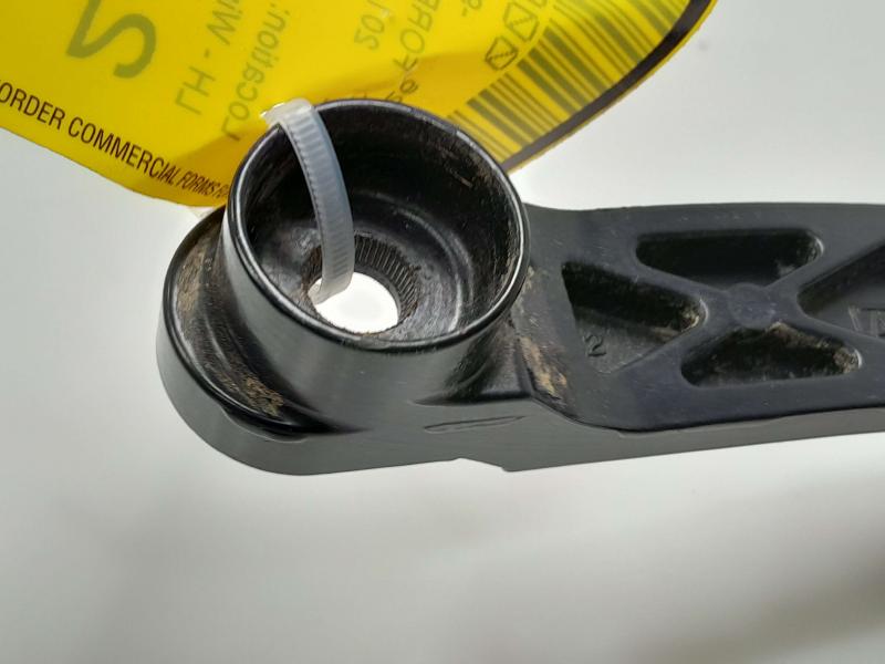 2014 Subaru Forester Wiper Arm