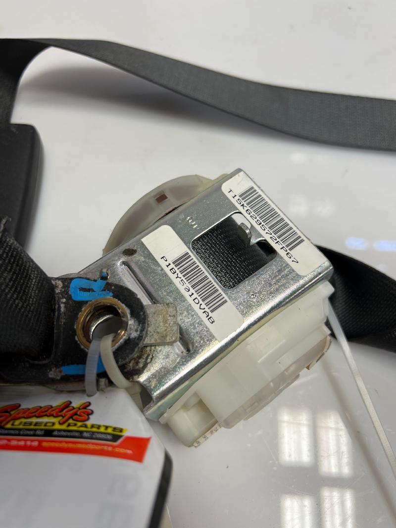 2006 - 2010 Dodge Charger Rear Center Seat Belt Retractor OEM 1BY501DVAD
