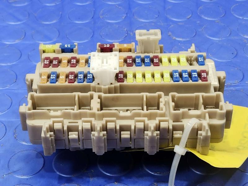 2014 Infiniti QX60 Cabin Fuse Box