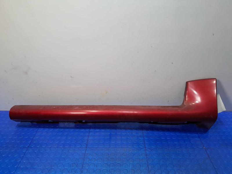 2005 Ford Explorer Rocker Moulding