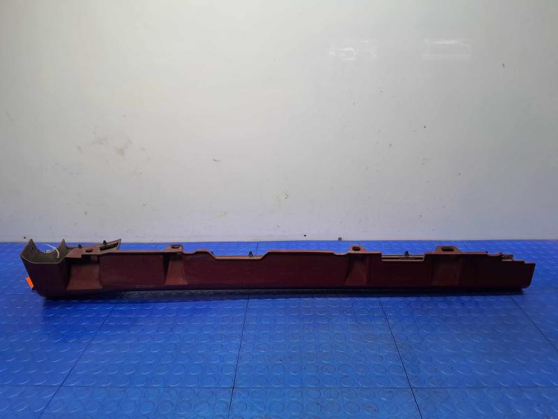 2005 Ford Explorer Rocker Moulding