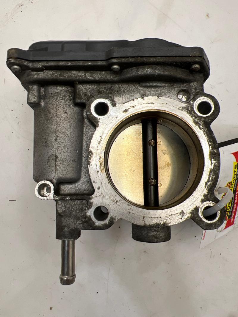 2012 Toyota Prius Throttle Body/Valve Assy
