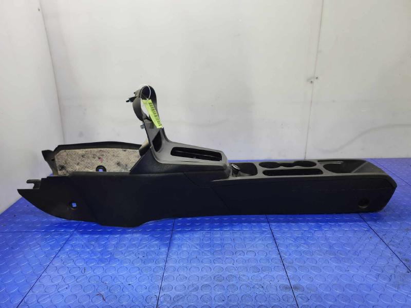 2014 Ford Fiesta Front Console